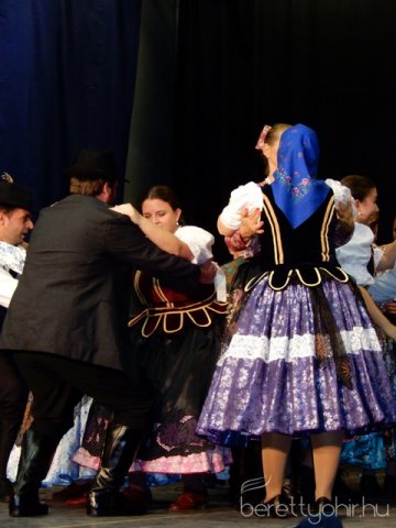 45 éves a Bihar Néptáncegyüttes 13